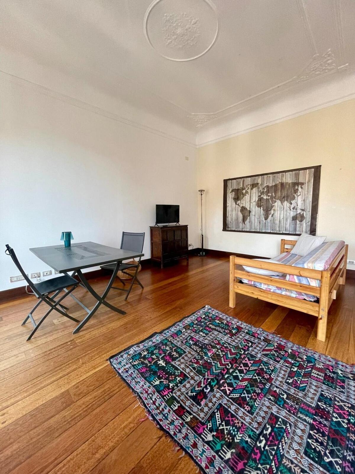 Apartment Mphouse